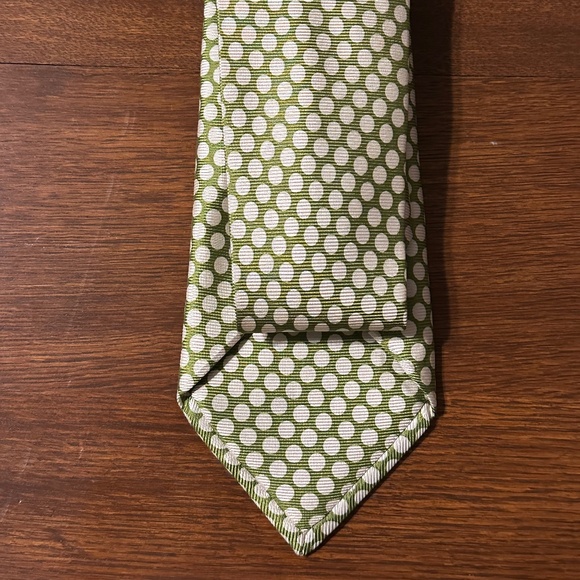 AUTHENTIC BORRELLI 100% SILK NECKTIE GREEN W/WHITE POLKA DOTS - Picture 2 of 4